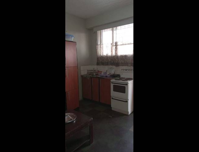 3 BEDROOM APARTMENT FOR SALE IN KEMPTON PARK CENTRAL